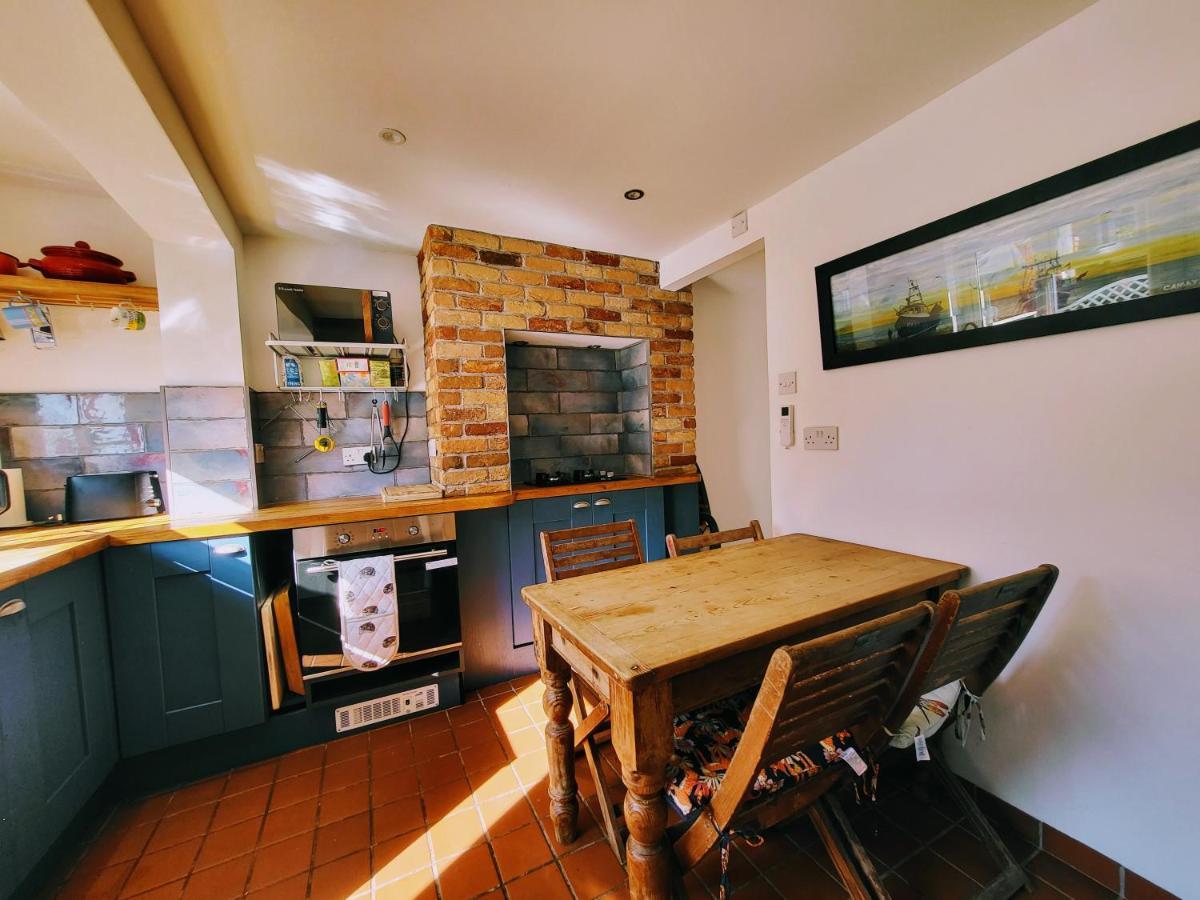 Hastings Old Town Tackleway Privileged Sea Views Whole House 3 Beds Exterior photo